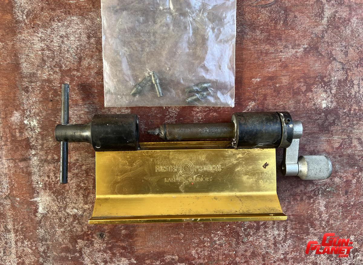 FORSTER CASE TRIMMER