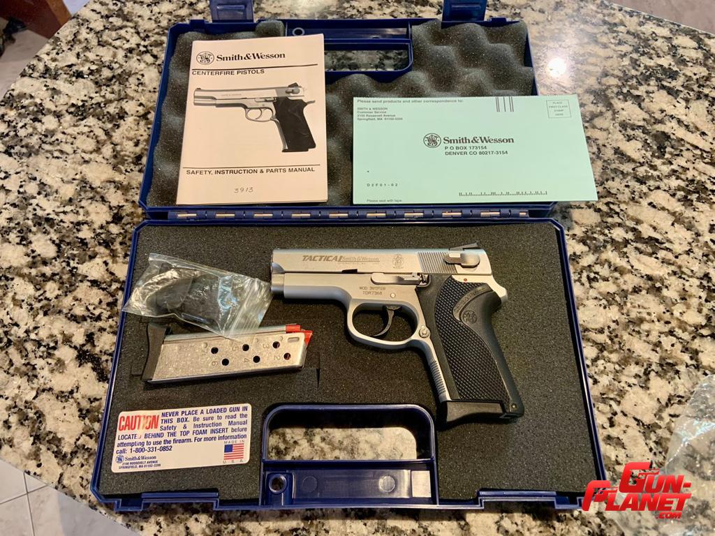 Smith & Wesson TACTICAL cal 9mm