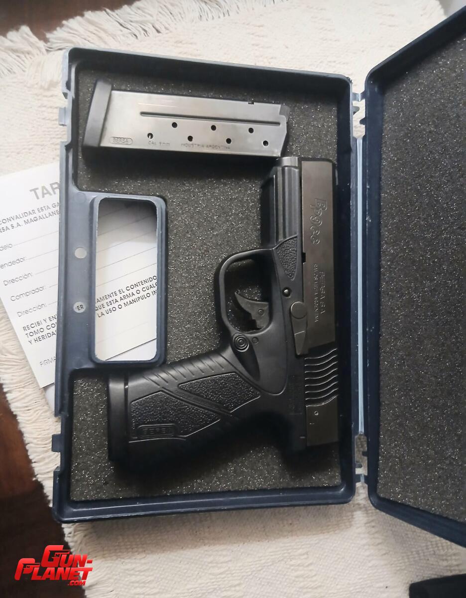Bersa BP9CC Cal: 9mm