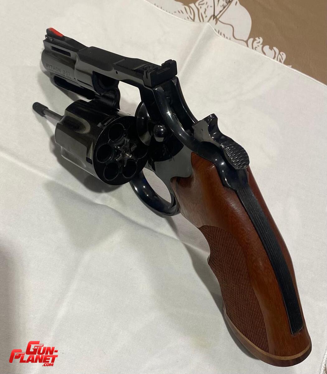Colt Python de 2,5” año 1978