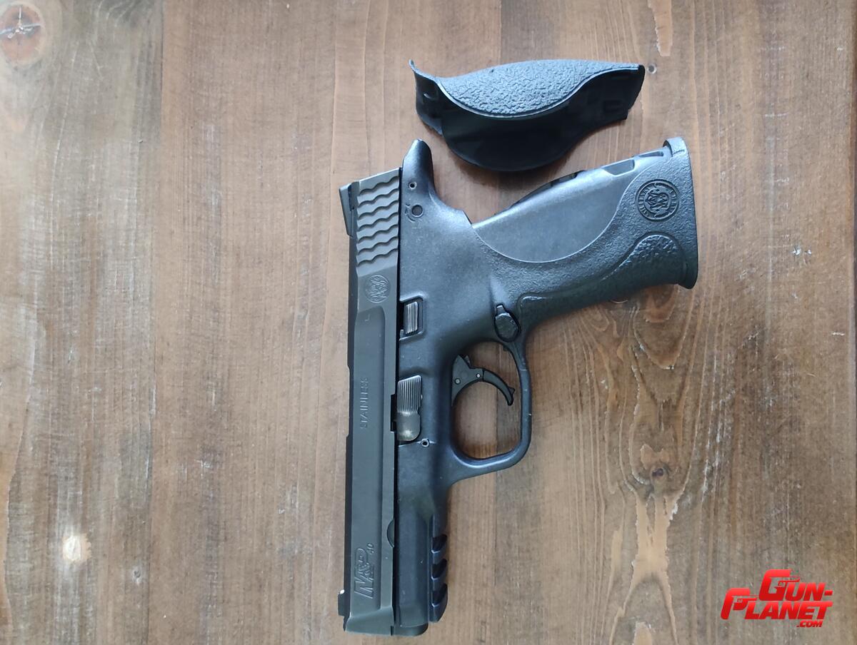 COMPRO Basckstraps medium y small para S&W MP40