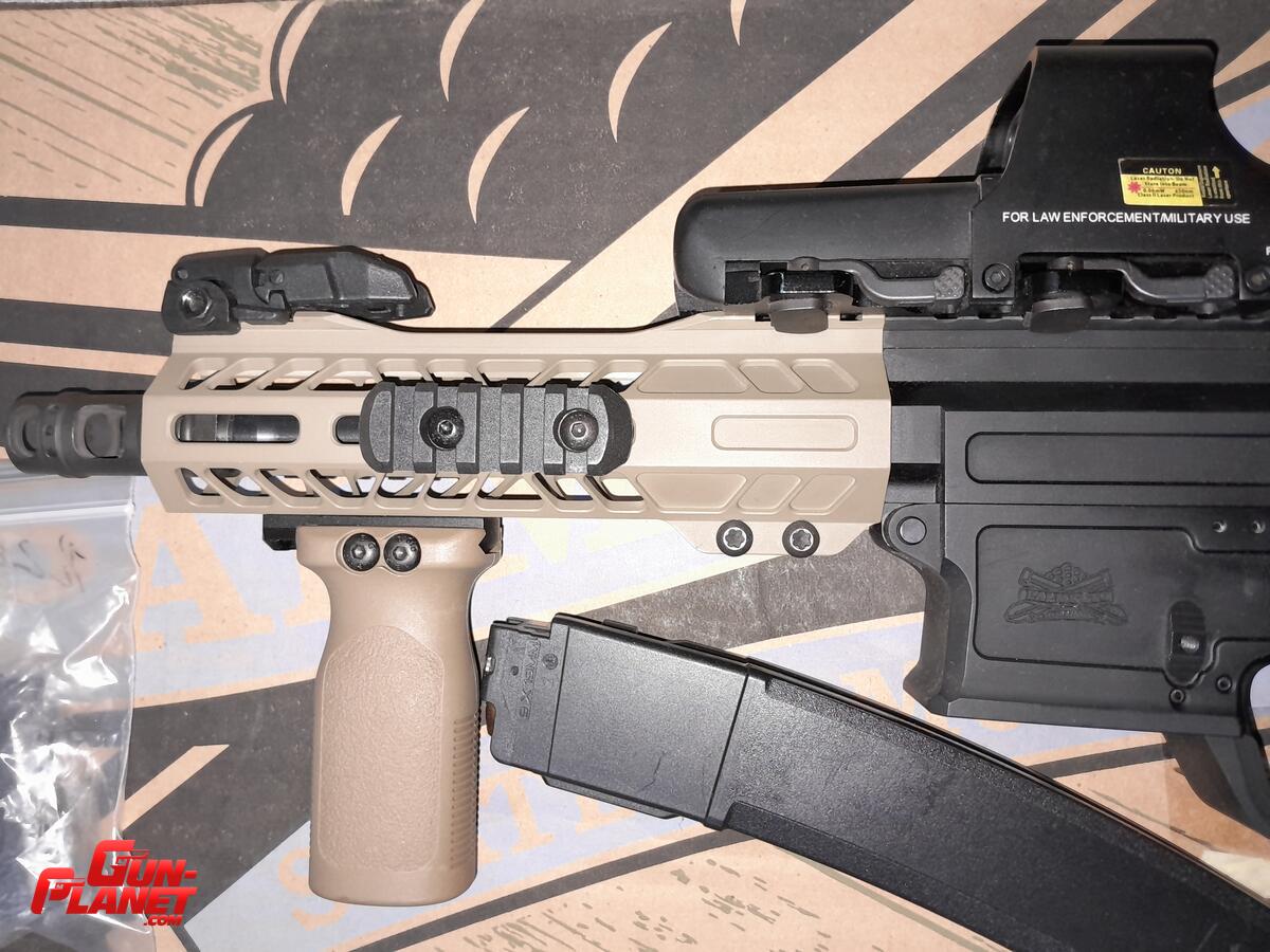Palmetto State Armory AR-V9  9mm cañon de 8