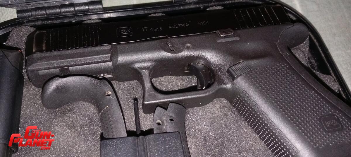 Glock 17