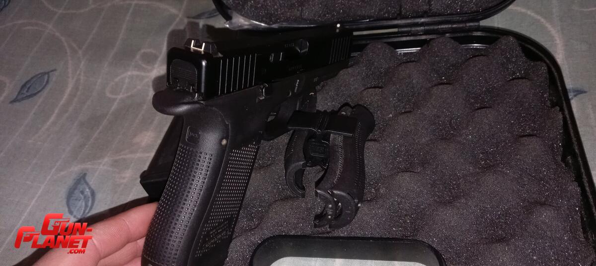 Glock 17