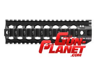  Guardamano AR-15/M4 o PCC sistema AR - Bravo Company Manufacturing QRF-10 Quad Rail Free Float