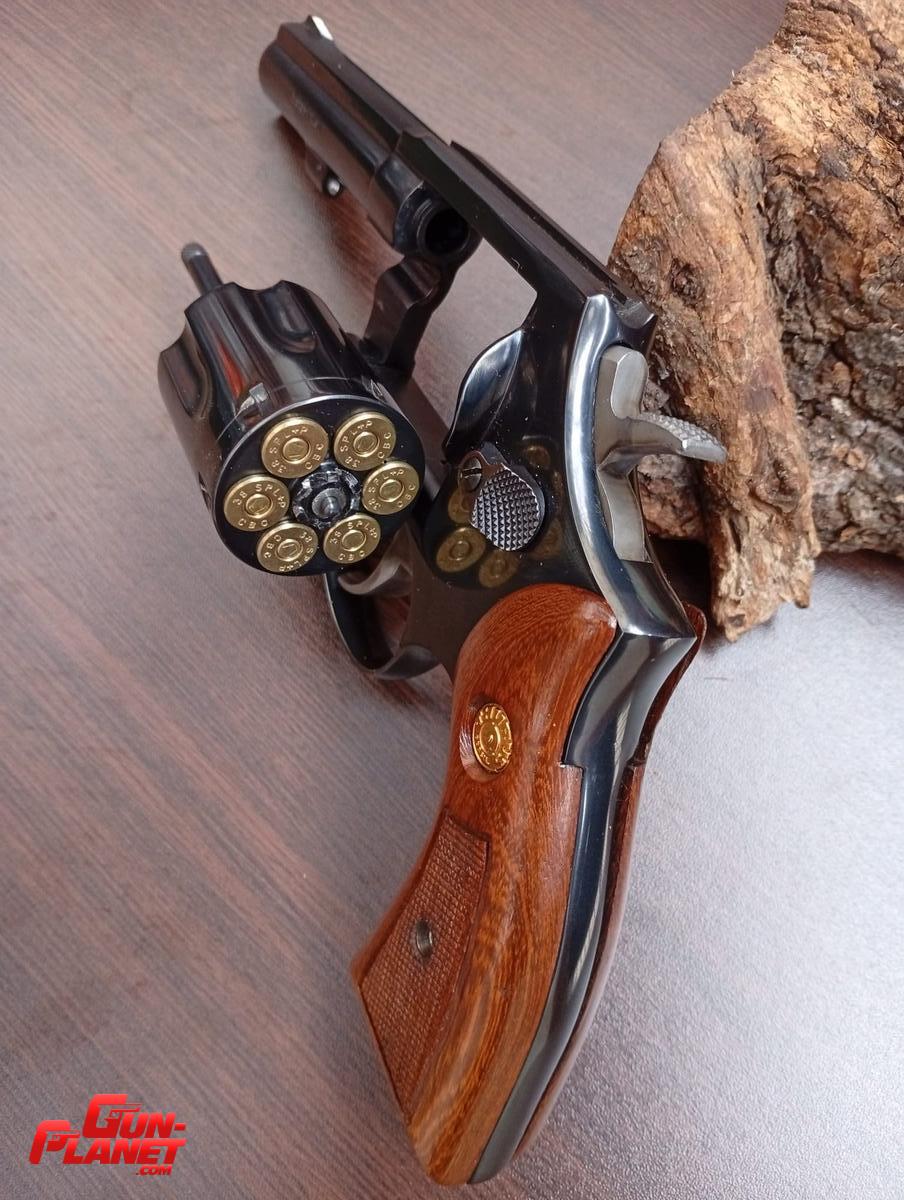 Taurus 82