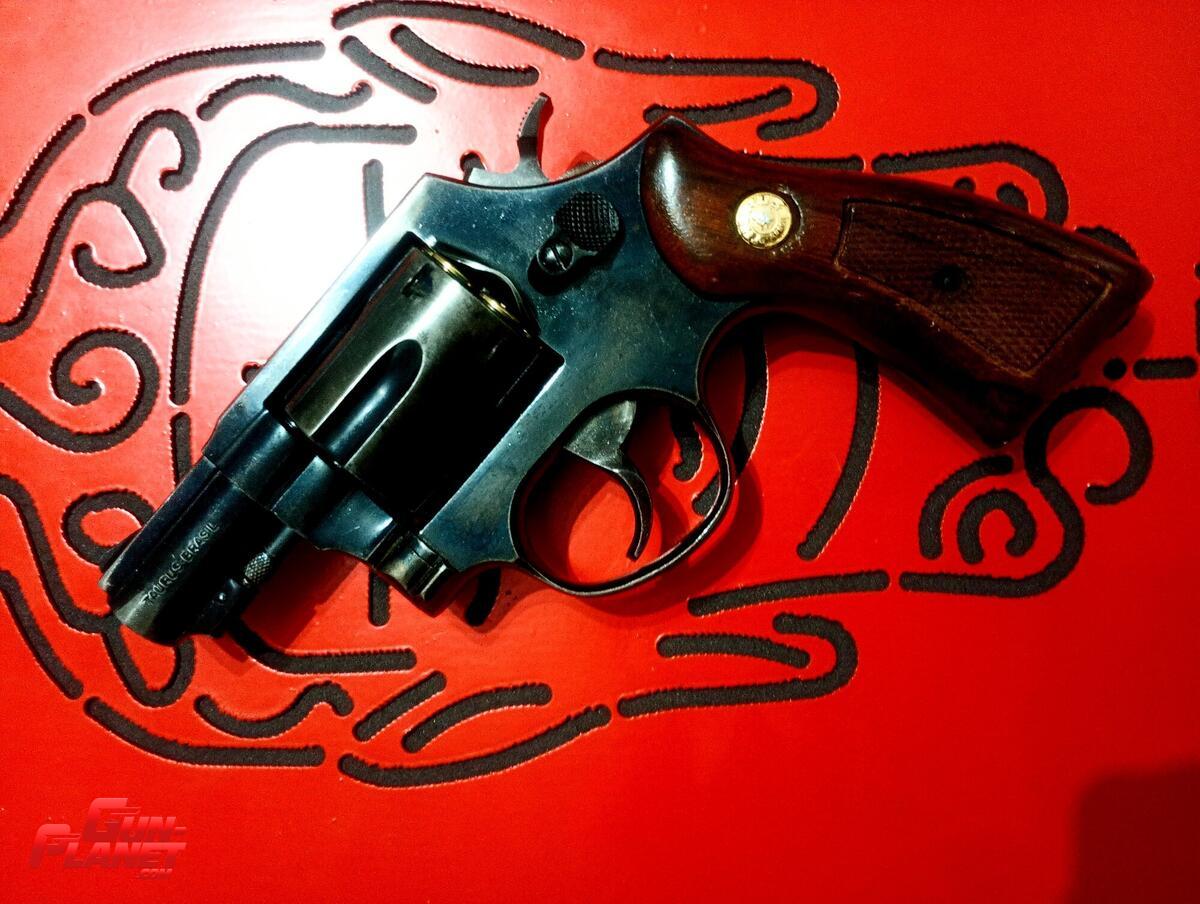 Taurus 889