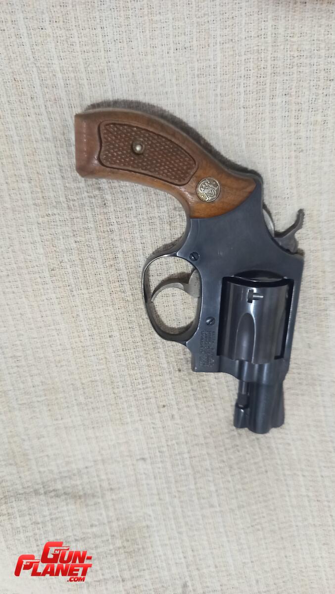 Smith & Wesson 36