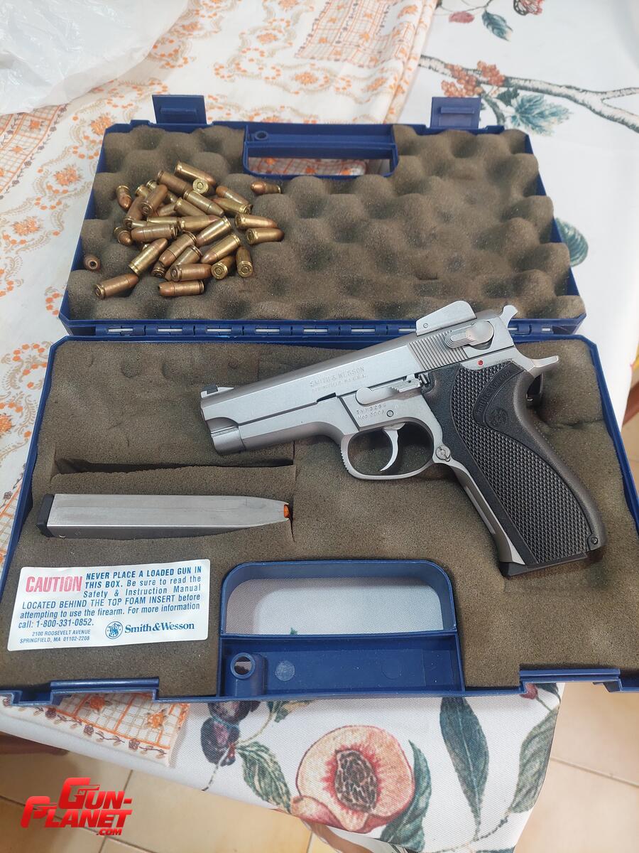 Smith & Wesson 5906 Cal: 9mm