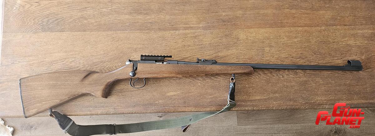CZ 452 
