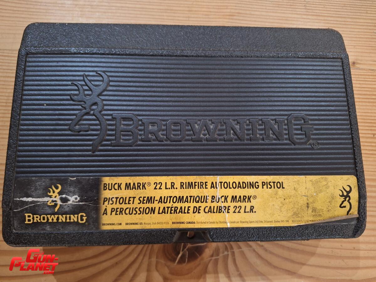 Browning Buck Mark 