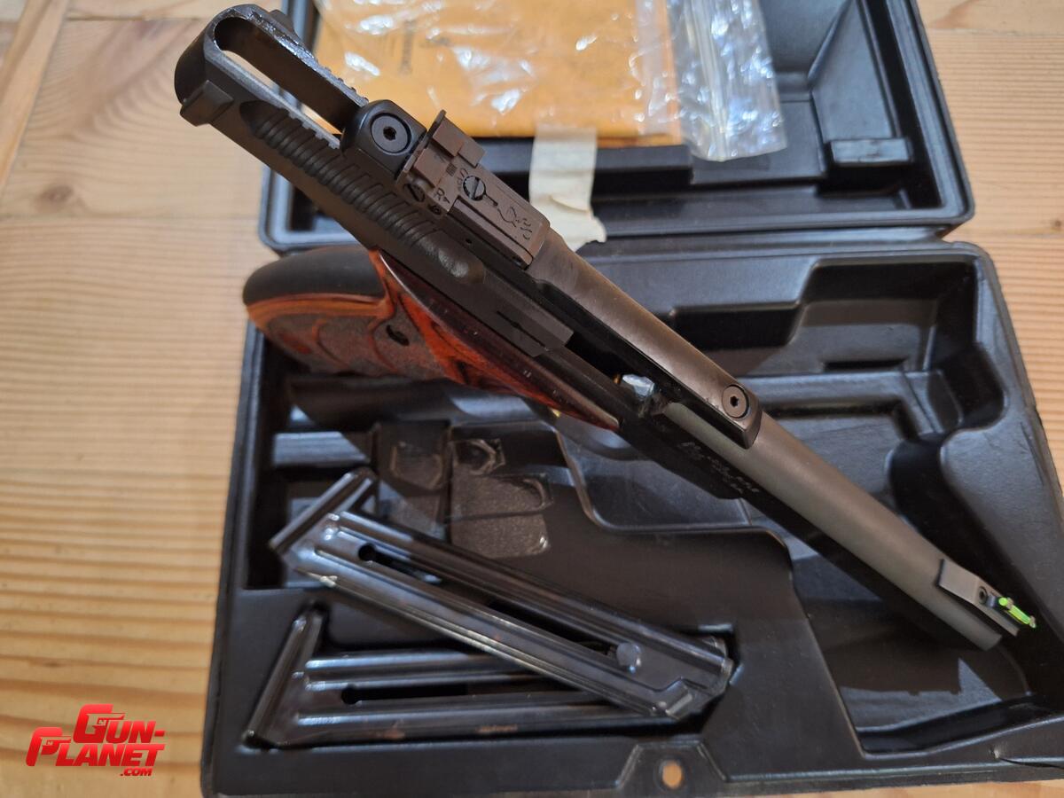 Browning Buck Mark 