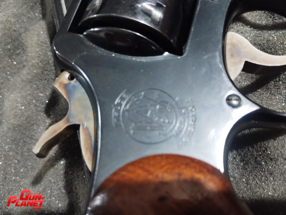 Smith & Wesson 10-7
