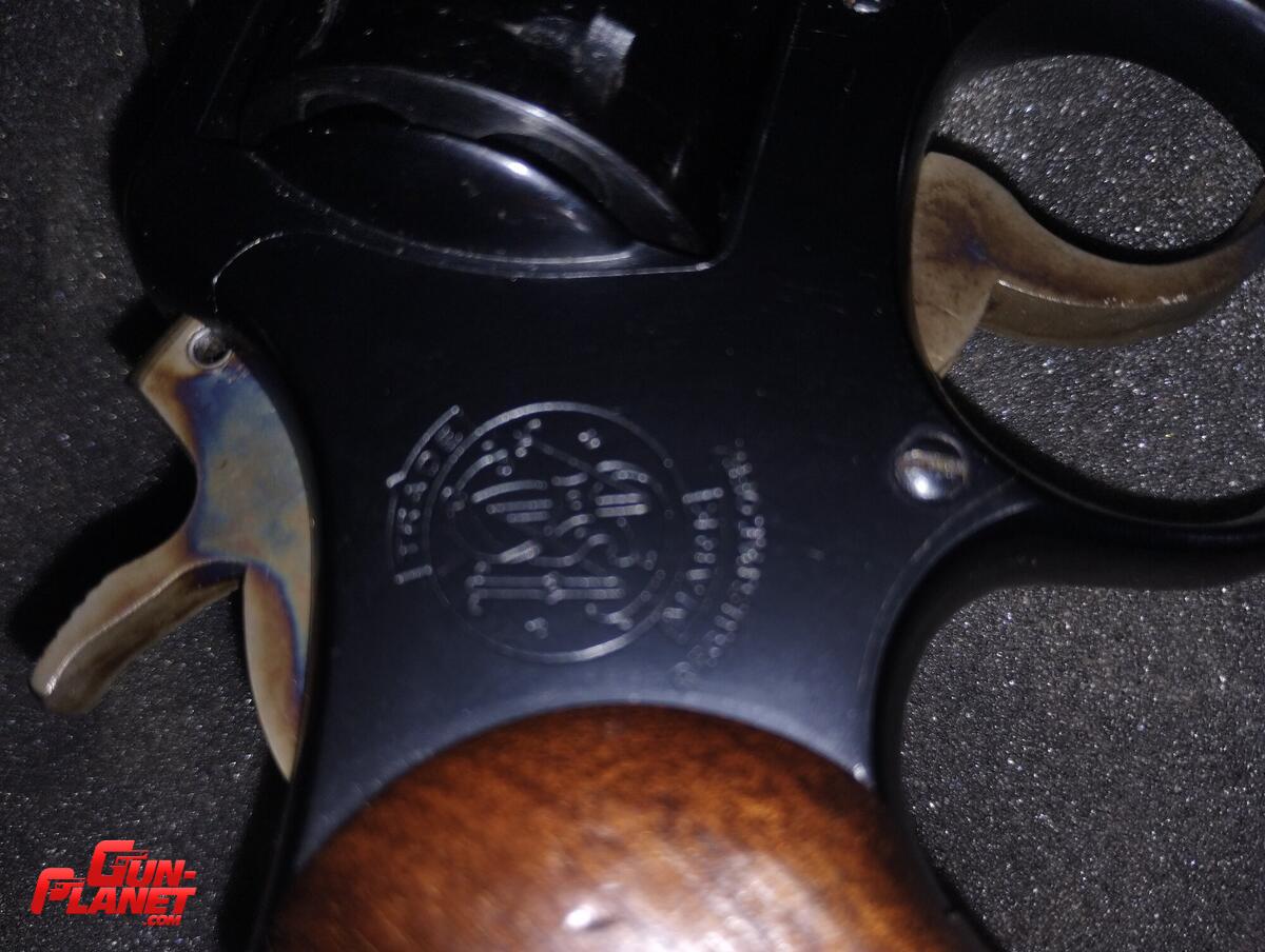 Smith & Wesson 10-7