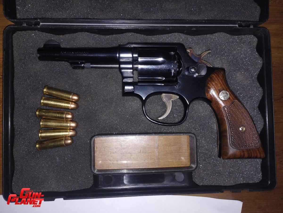 Smith & Wesson 10-7