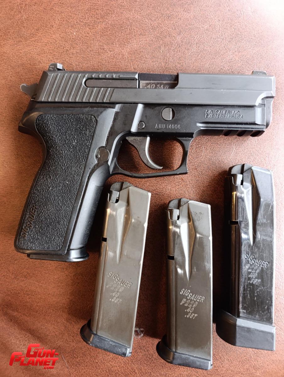 Sig Sauer P229 