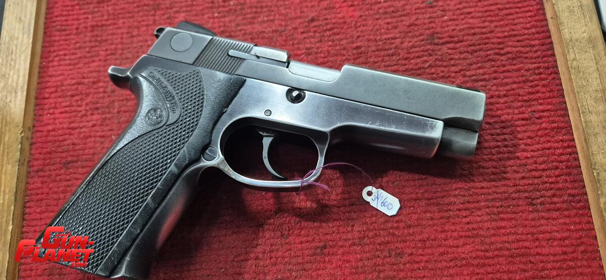 Smith & Wesson 910