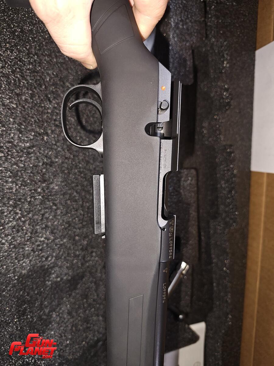 CZ 457 synthetic