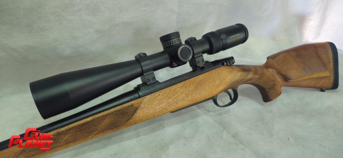 CZ Lux 550
