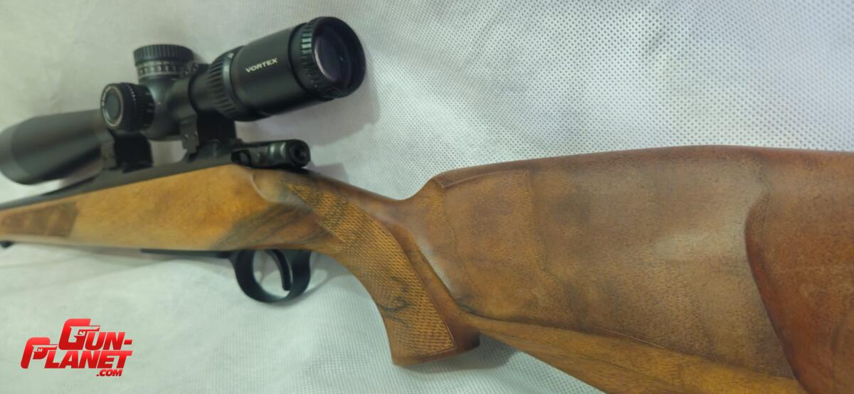 CZ Lux 550