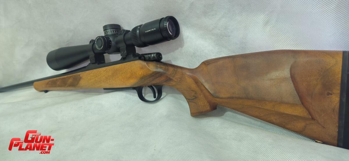 CZ Lux 550