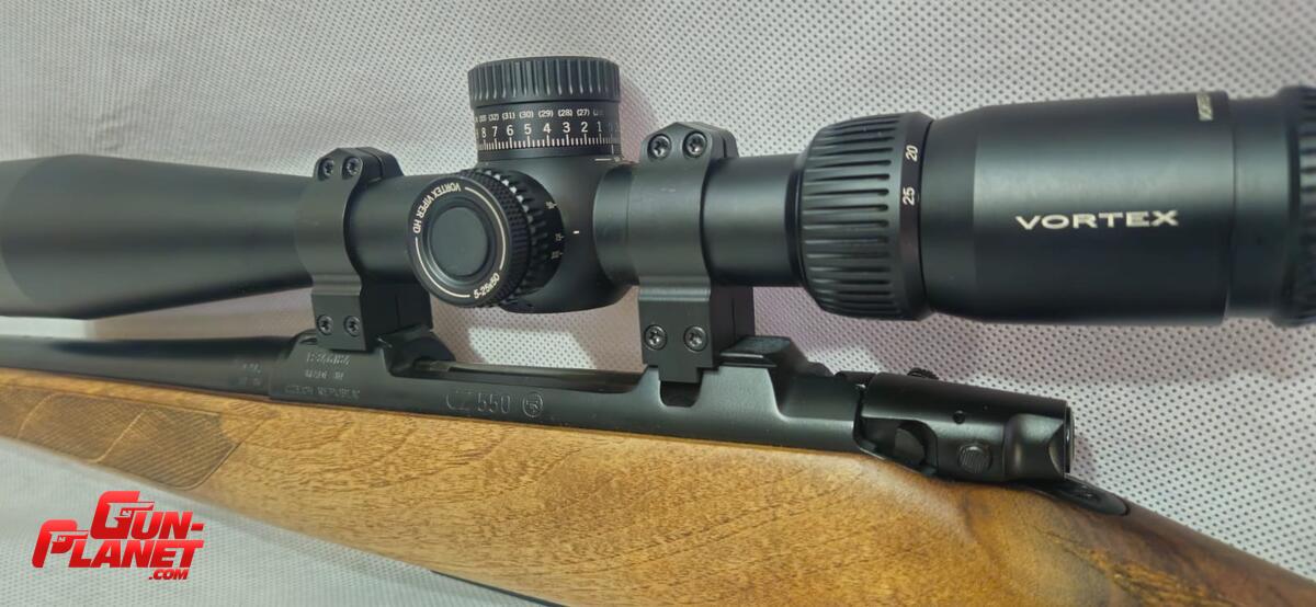 CZ Lux 550