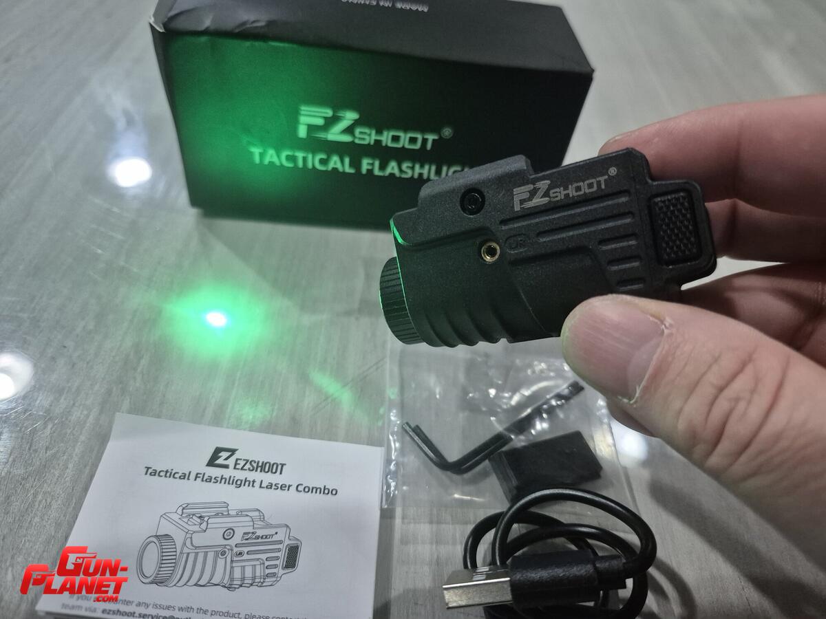  Linterna táctica Fzshoot 800 lumines y  laser verde 