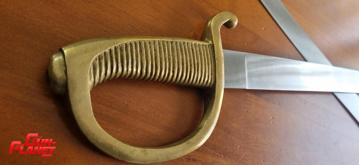  Sable Briquet replica 