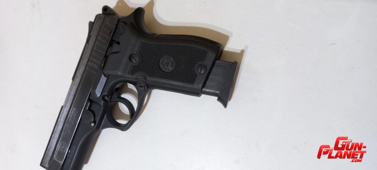 Taurus PT 908 cal 9mm