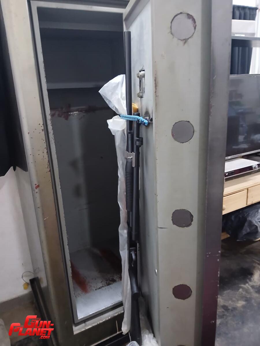  Caja fuerte marca ANCLA