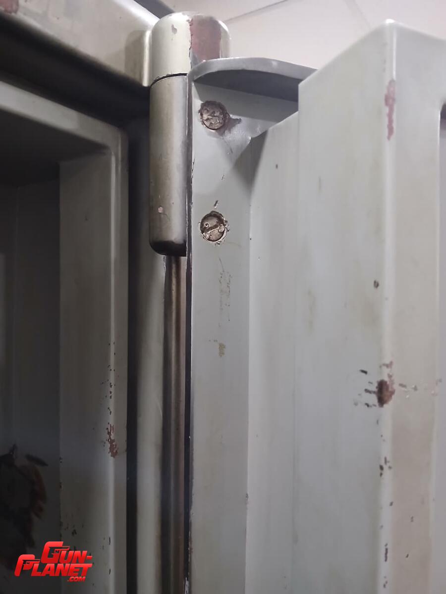  Caja fuerte marca ANCLA
