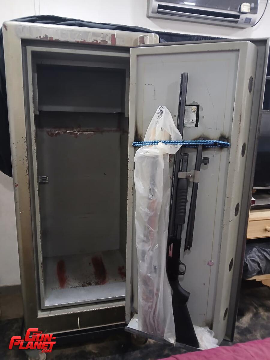  Caja fuerte marca ANCLA