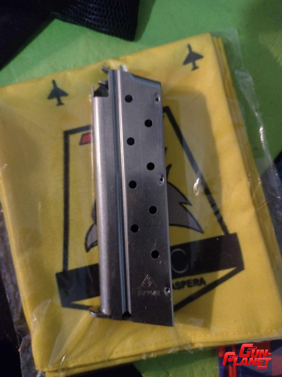 Colt 1911 ccargador 9mm Metalform
