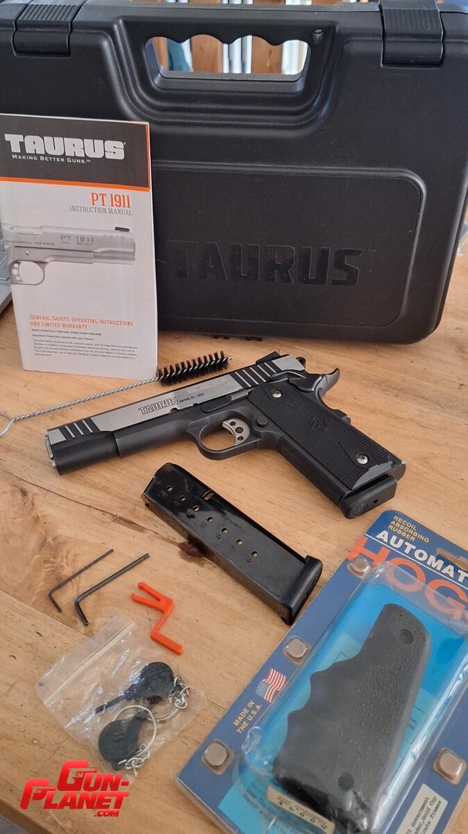 Taurus PT 1911
