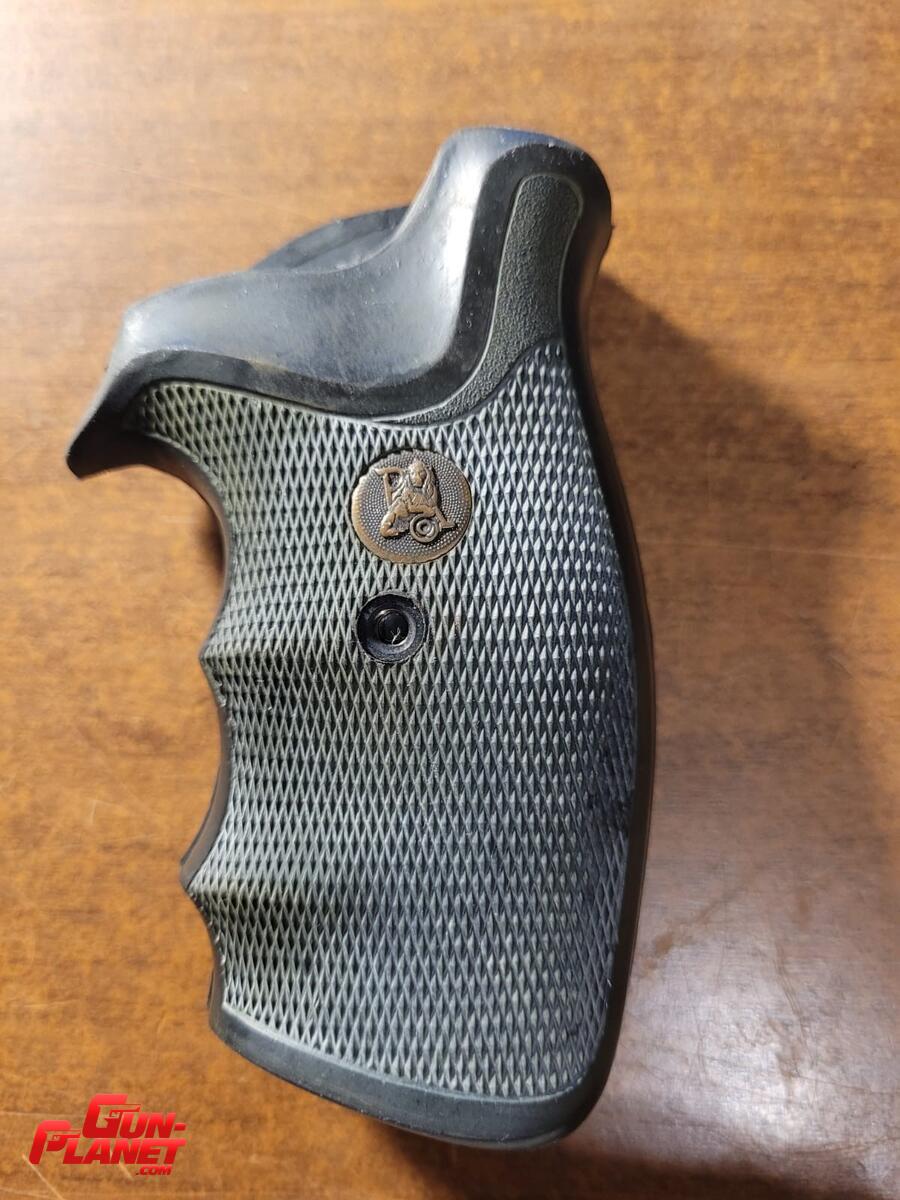 Pachmayr Cachas para Smith & Wesson K  Round Butt