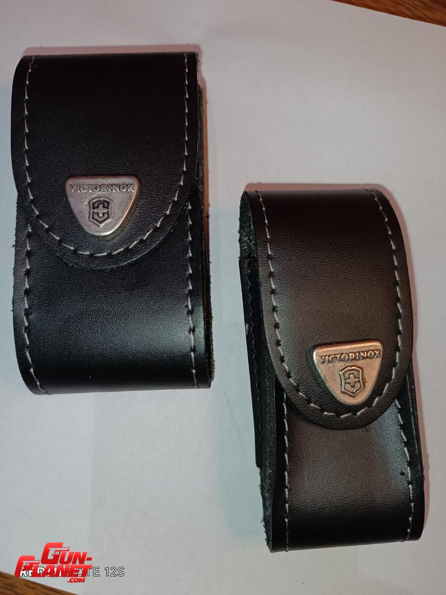  PORTA CORTAPLUMAS MARCA VICTORINOX SWISS MADE