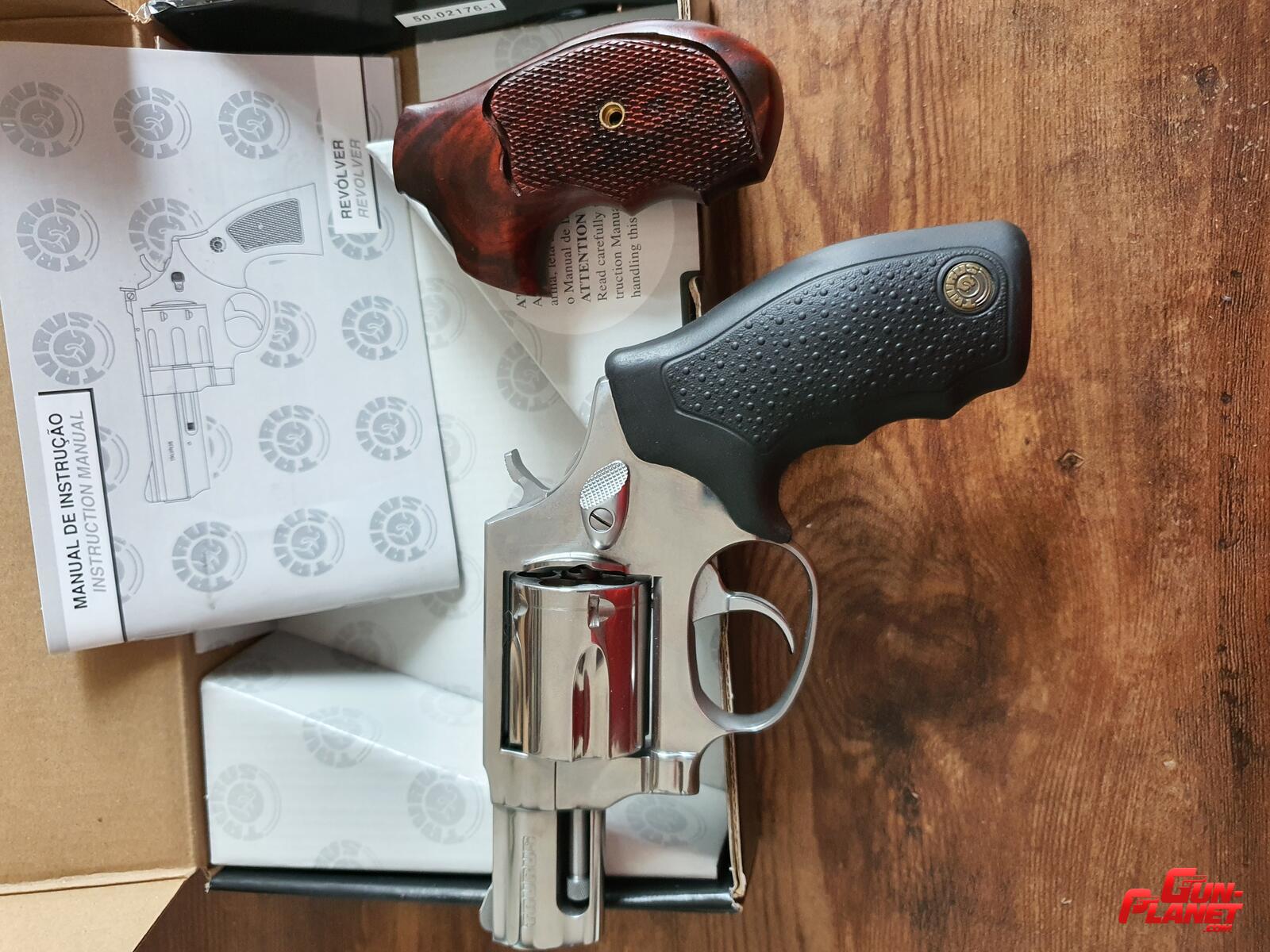 Taurus 605 calibre 357 magnum de 2