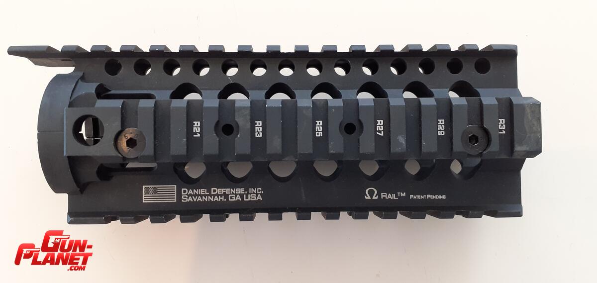  AR-15 OMEGA RAIL PICATINNY QUAD RAIL - DANIEL DEFENSE INC.