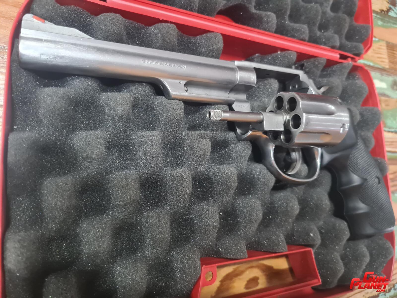 Smith & Wesson 66 cal 357 magnum