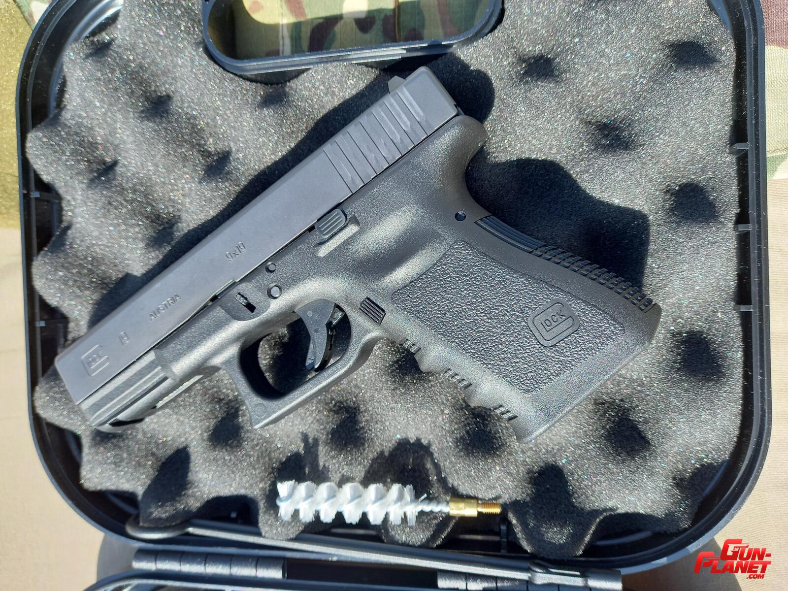 Glock 19 Gen 3 cal 9mm SIN USO