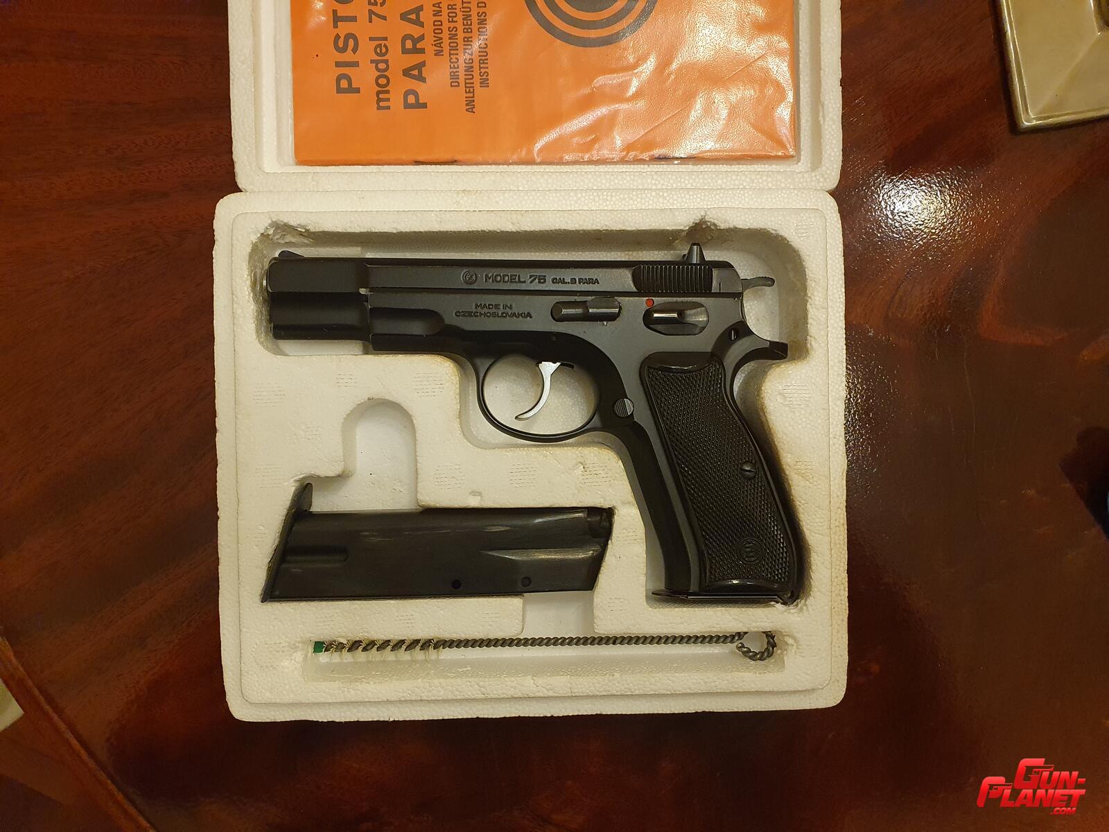 CZ 75 (sin letra) cal 9mm