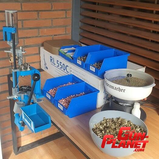 Dillon 550C completísima con conversión 9mm