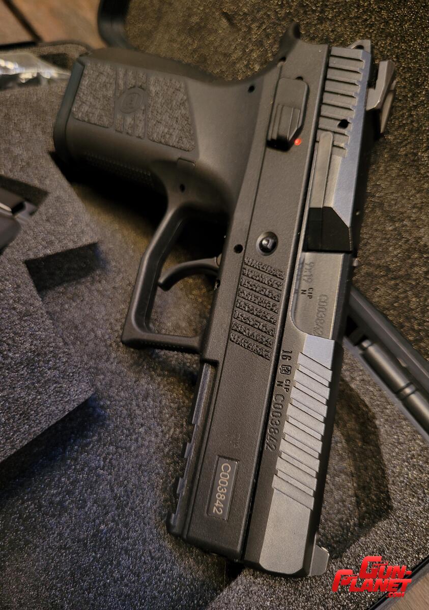 CZ  p07 cal 9mm