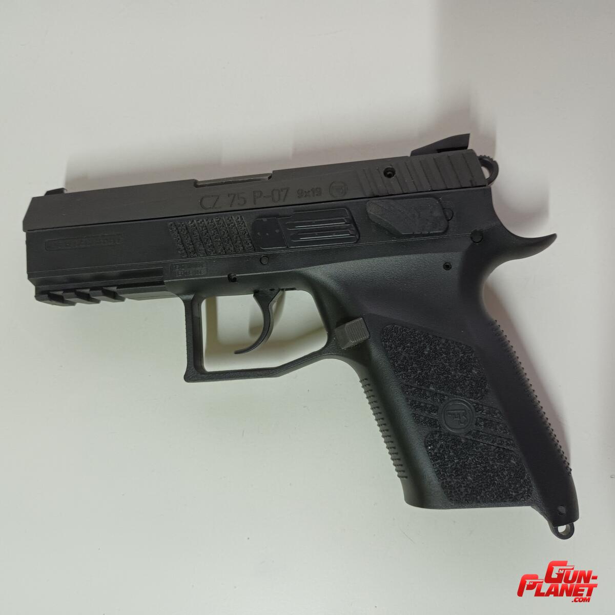 CZ 75  P-07 