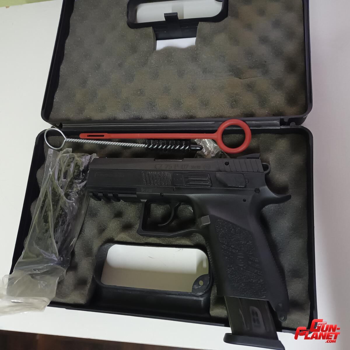 CZ 75  P-07 