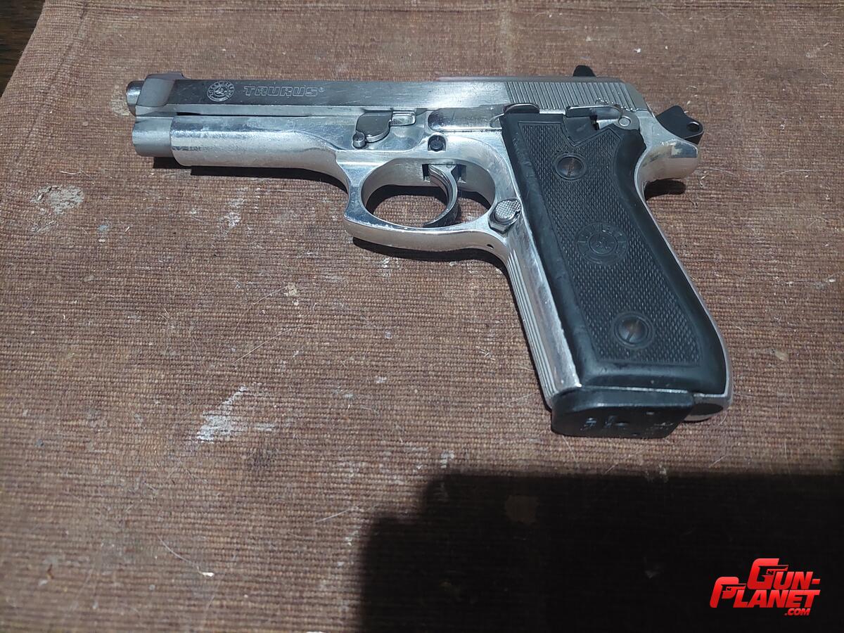 Taurus PT 92 cal 9mm