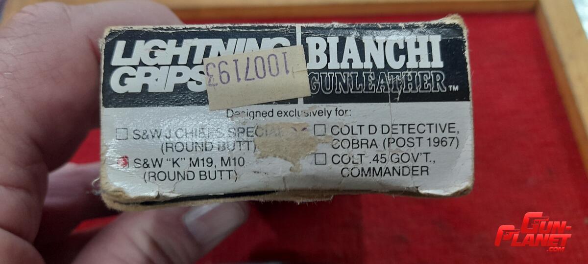  Cachas Bianchi Lightning para S&W armazón K round Butt