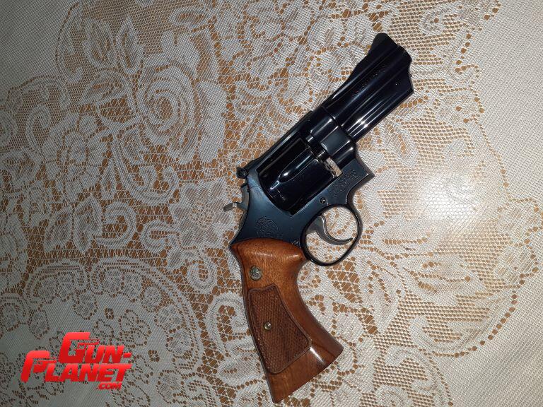 Smith & Wesson 27