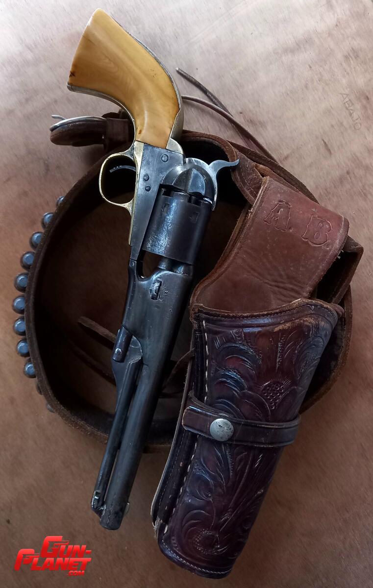 Colt Navy 1861 (original)