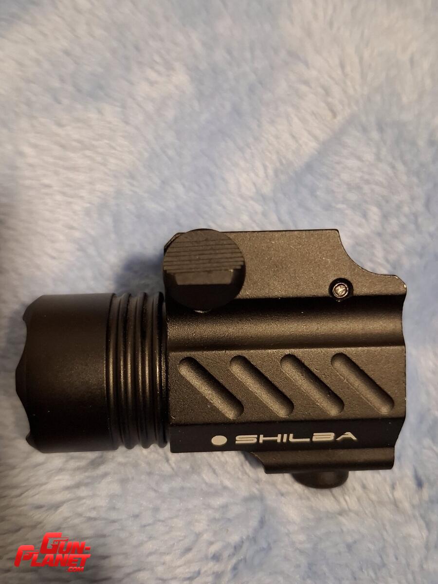 Shilba P400 Linterna picattiny
